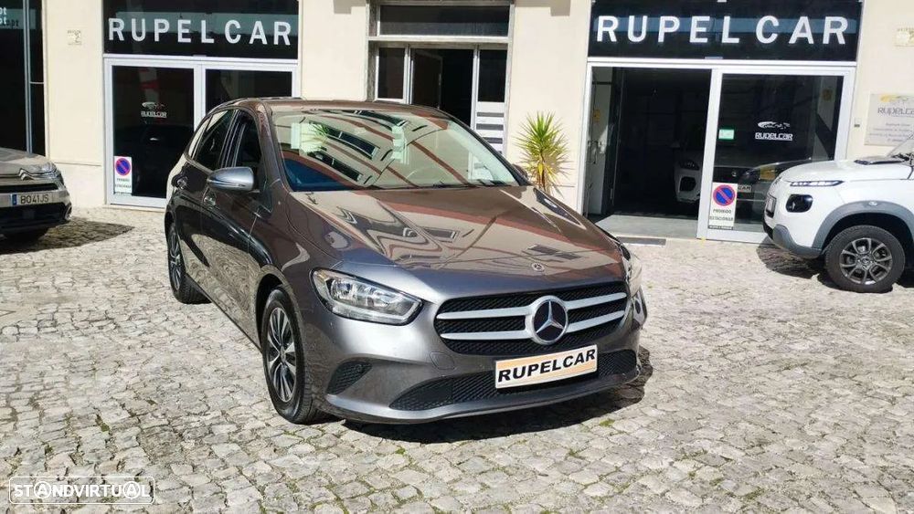Mercedes-Benz B 180 d Style Plus - 2