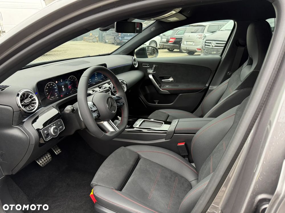 Mercedes-Benz Klasa A 200 AMG Line 7G-DCT - 11