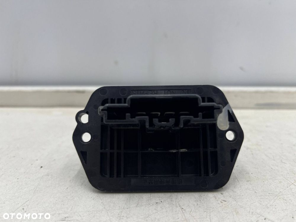 Opornica Mazda 2 I DY 02-07r rezystor wentylatora dmuchawy HB151D375 - 3