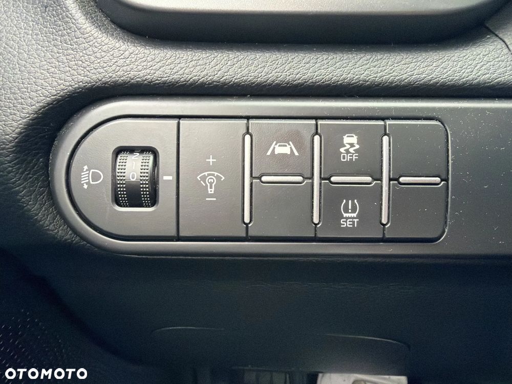 Kia XCeed 1.5 T-GDI M DCT - 22