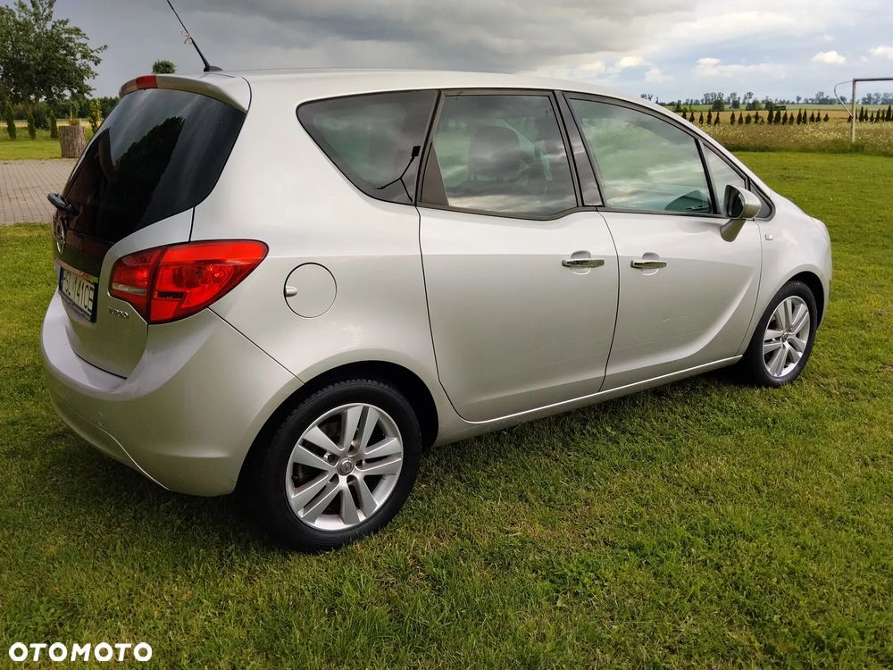 Opel Meriva 1.4 T Cosmo - 12