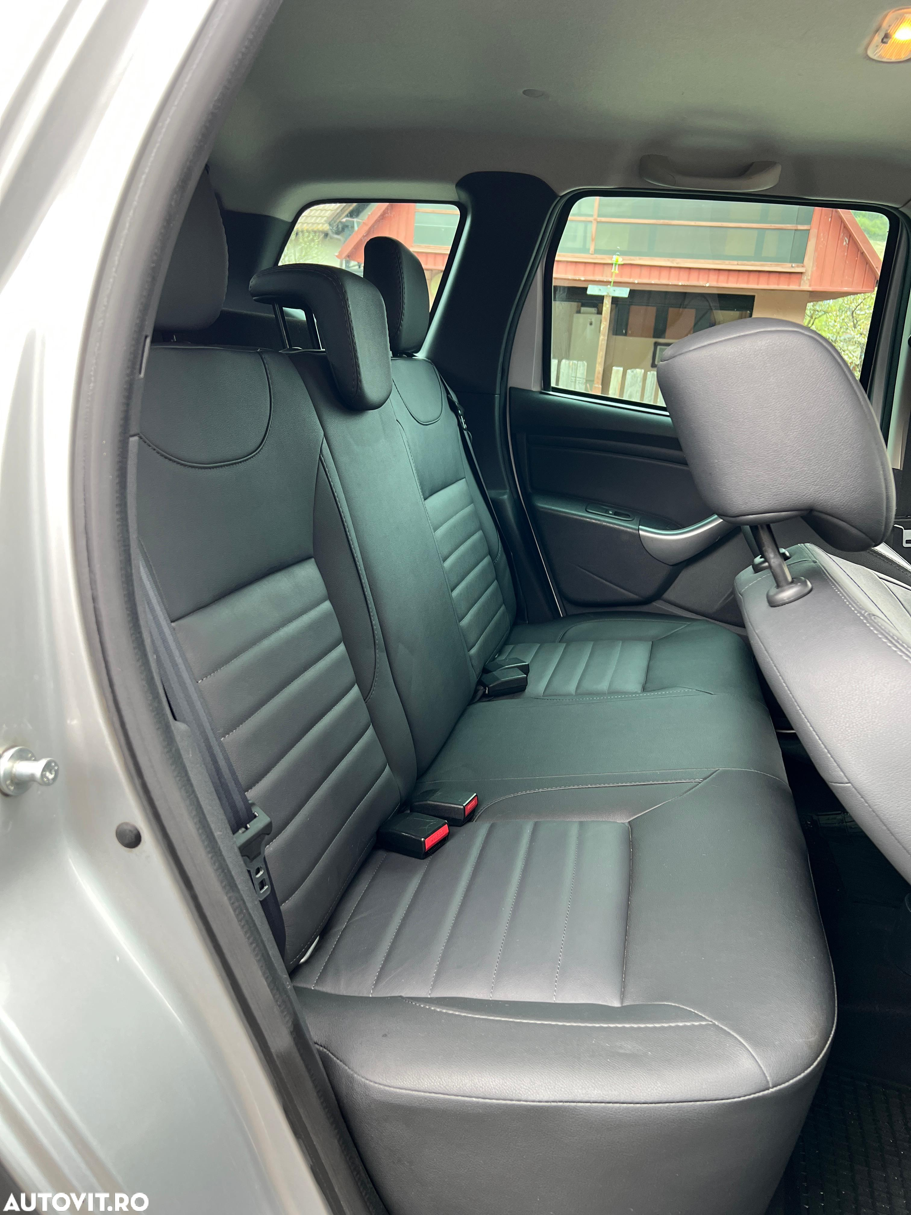 Dacia Duster 1.2 TCe Prestige jante 16" - 28
