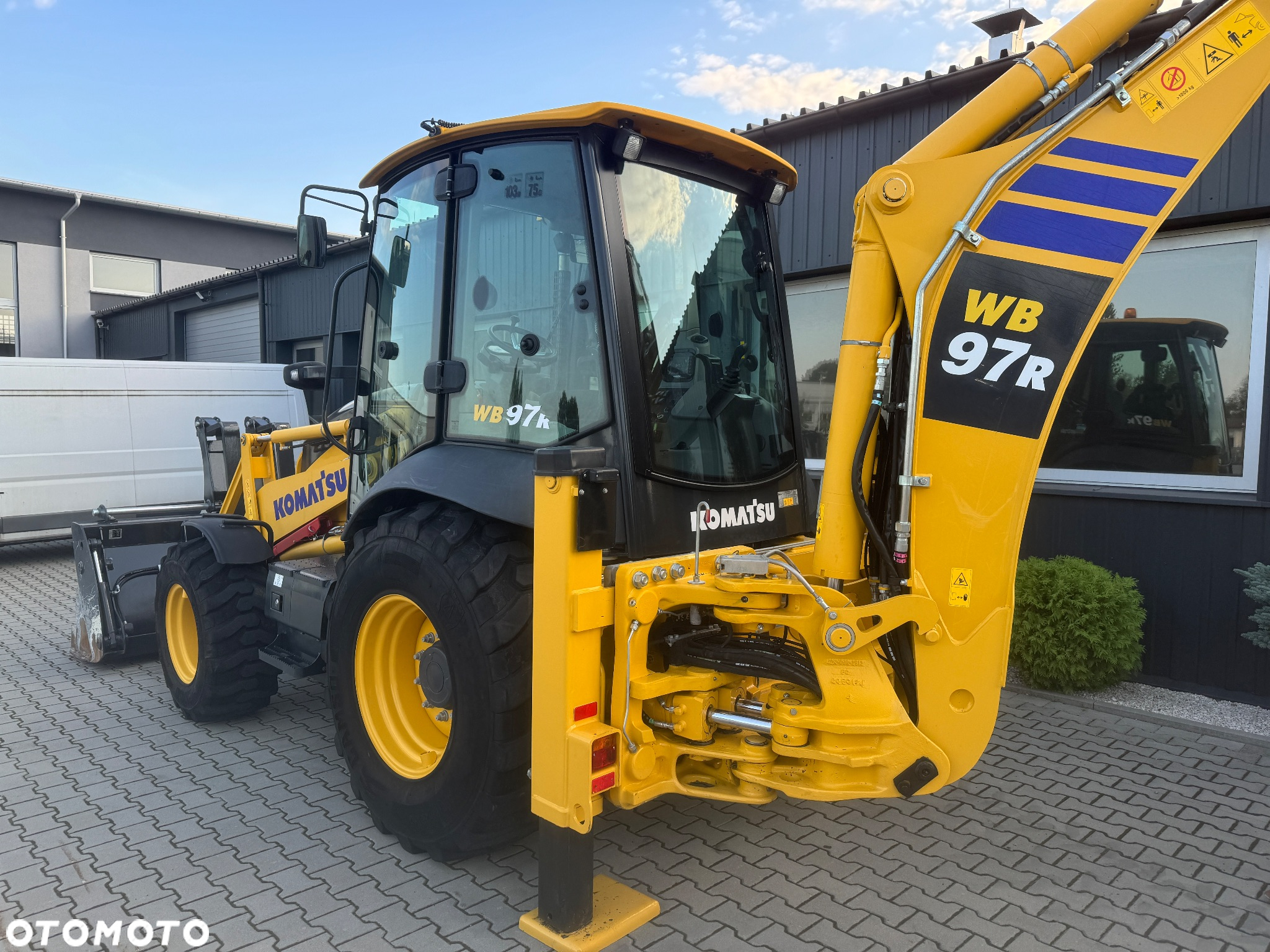 Komatsu WB 97R - 8