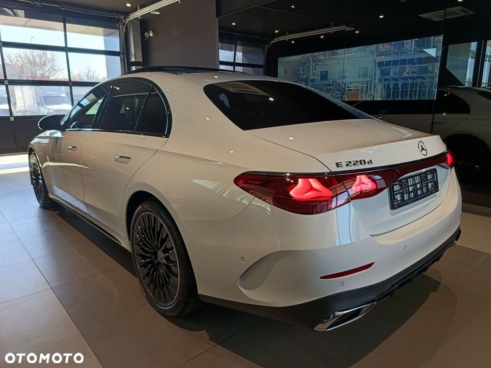 Mercedes-Benz Klasa E - 8