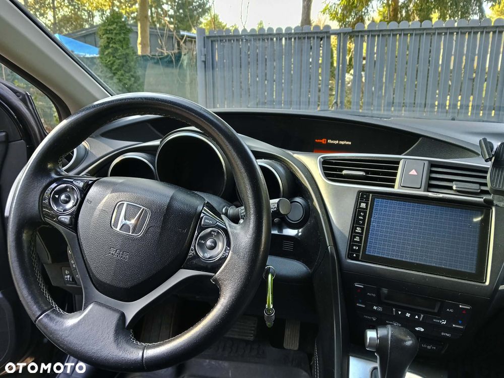 Honda Civic ver-1-8-elegance-honda-connectplus- - 6