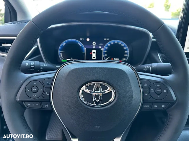 Toyota Corolla 1.8 HSD Dynamic - 13