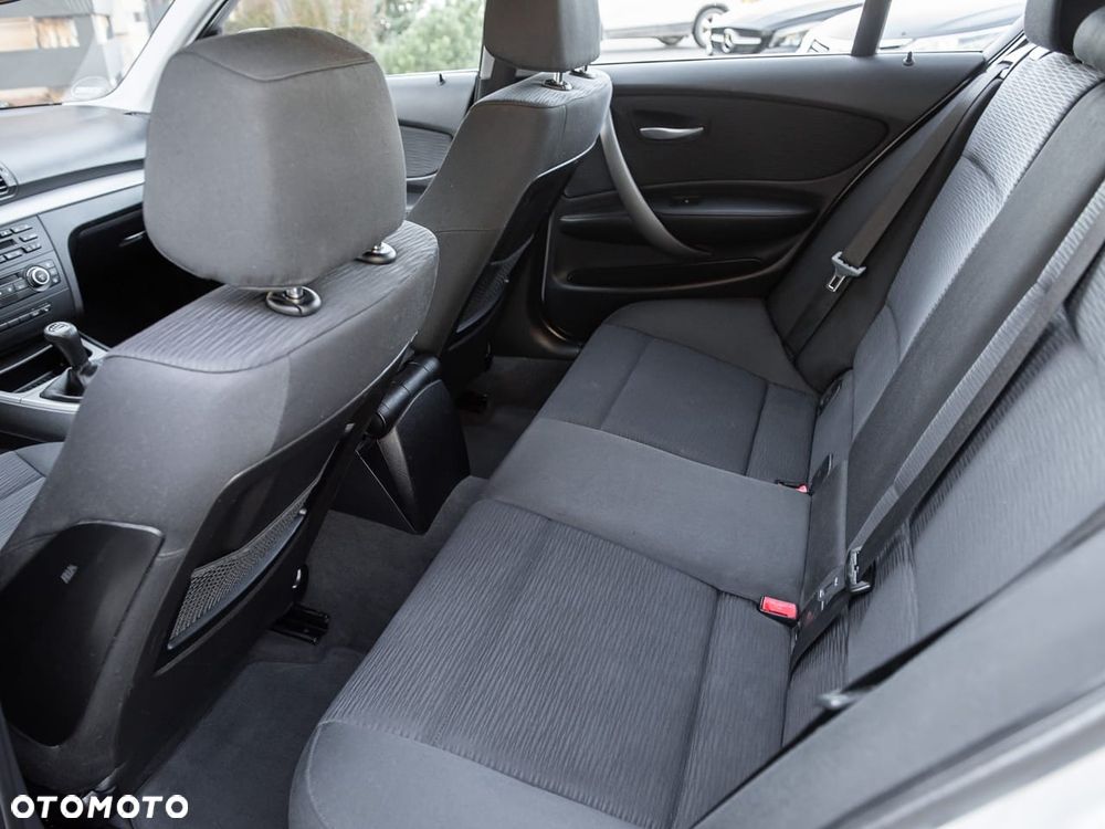 BMW Seria 1 - 18