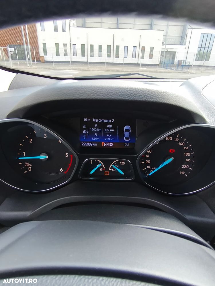 Ford Kuga 2.0 TDCi 4x4 Aut. Titanium - 11