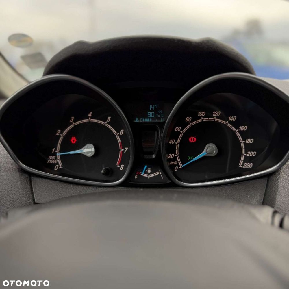 Ford Fiesta - 16