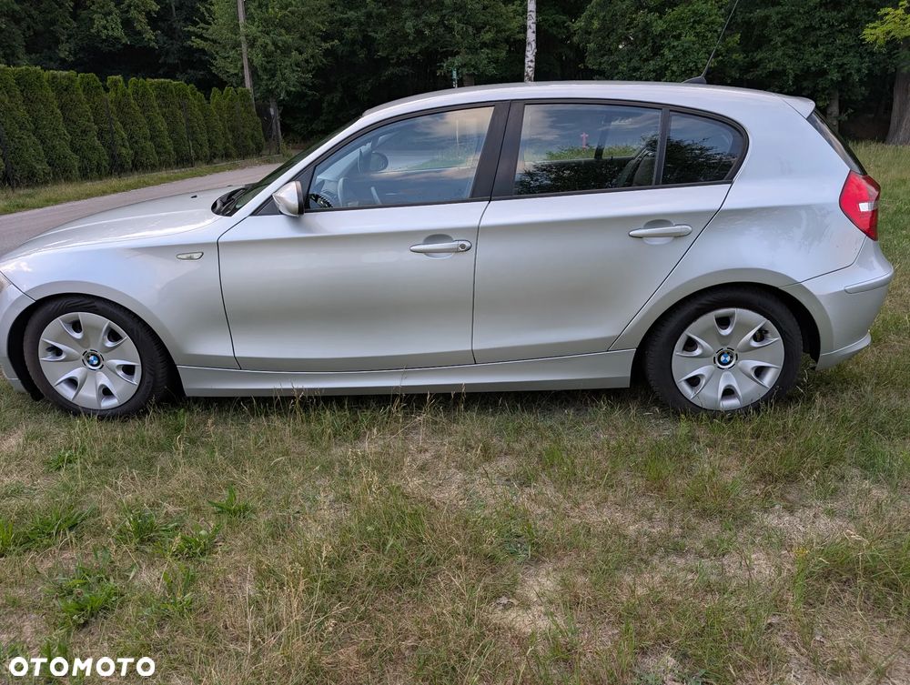 BMW Seria 1 116i - 8