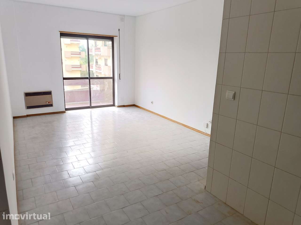 Apartamento T1 em Coimbra (Urb. Loreto) - Grande imagem: 3/9