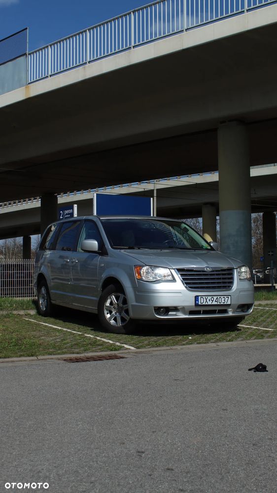 Chrysler Grand Voyager 2.8 CRD Automatik Limited - 1