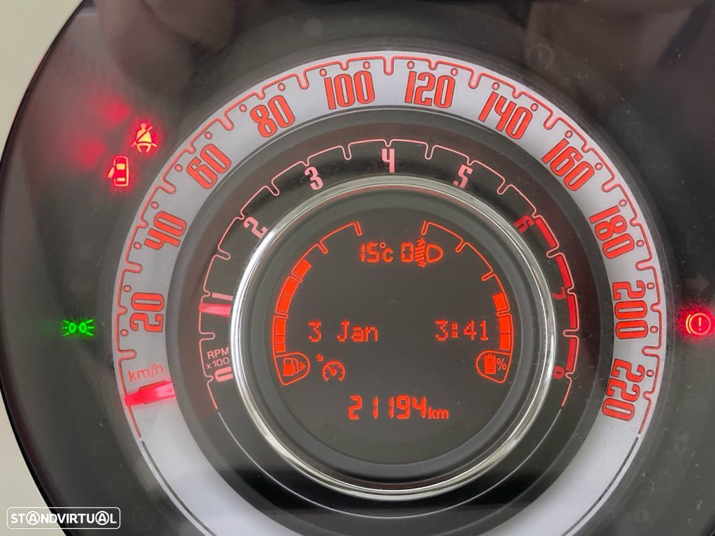Fiat 500 1.0 Hybrid Connect - 9