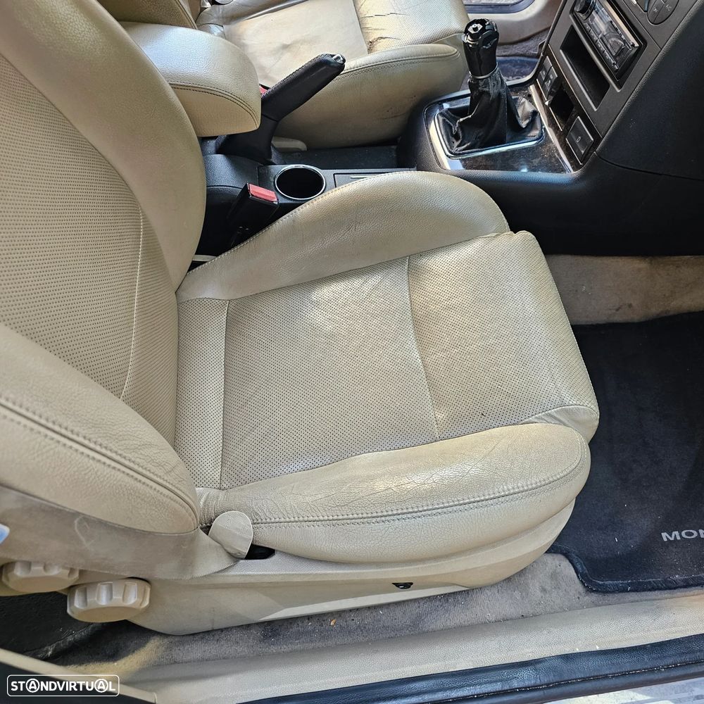 Ford Mondeo SW 2.0 TDCi Ghia - 15