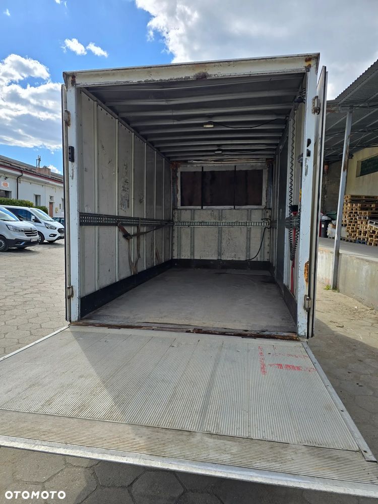 Mercedes-Benz Sprinter - 8