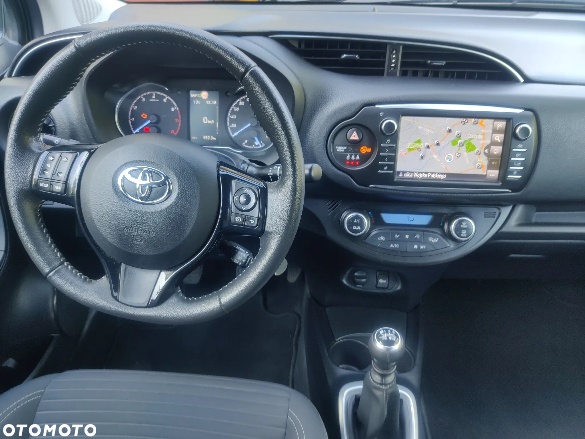 Toyota Yaris - 10