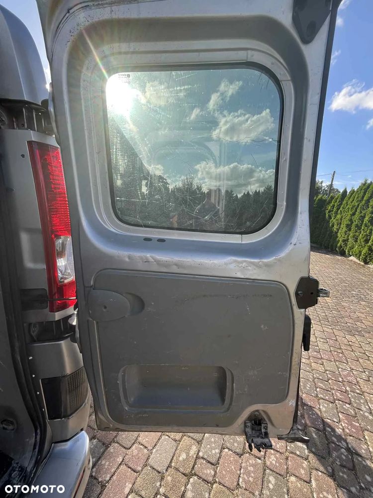 Opel Vivaro - 15