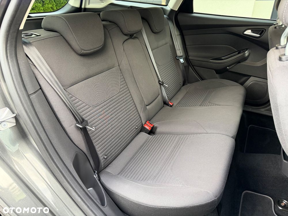Ford Focus 1.0 EcoBoost STart-Stopp-System TITANIUM DESIGN - 7