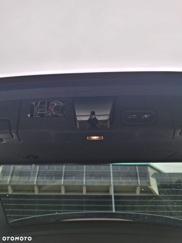 Volvo XC 60 T5 AWD Inscription - 32