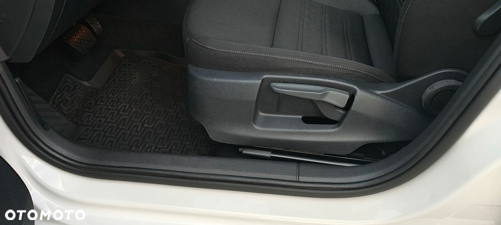 Skoda Octavia 1.5 TSI ACT Ambition DSG - 24
