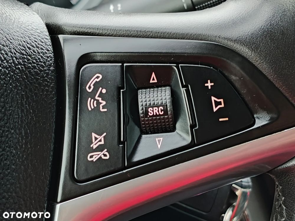 Opel Insignia 1.8 Cosmo - 24