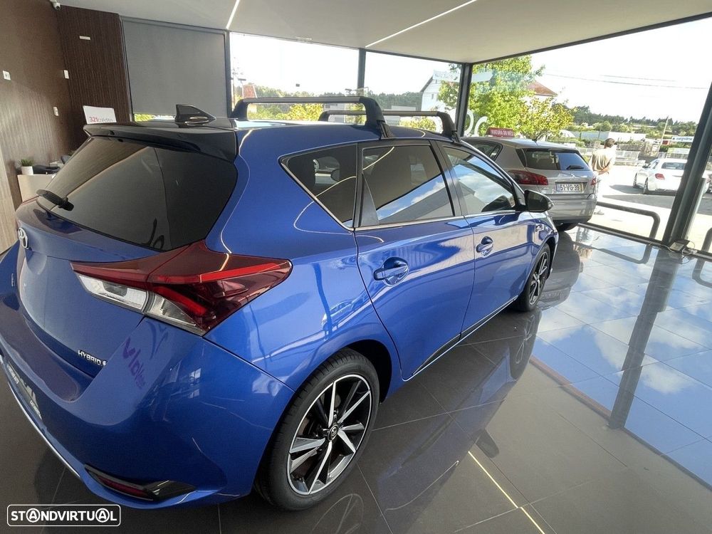 Toyota Auris 1.8 HSD Comfort +P.Techno+P.Sport - 7