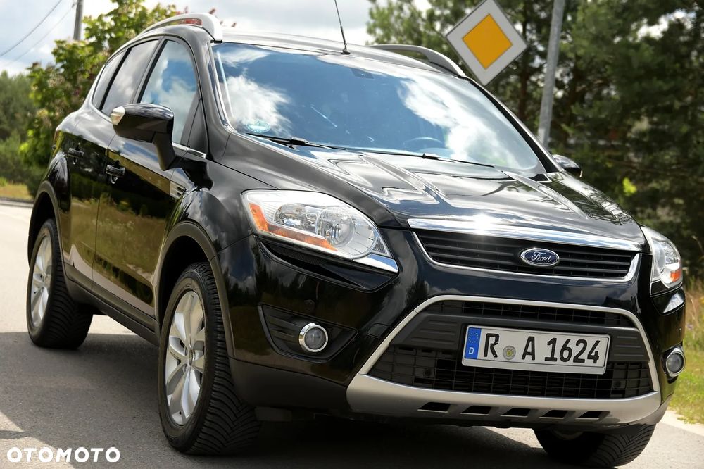 Ford Kuga 2.0 TDCi 2x4 Titanium - 11