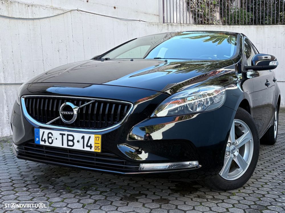 Volvo V40 2.0 D2 Kinetic - 1