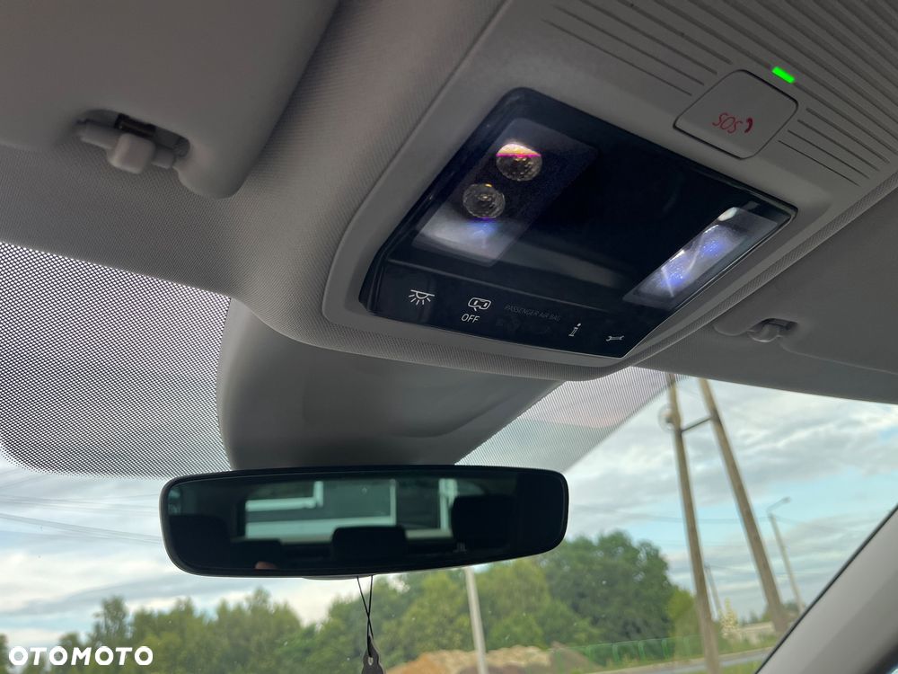 Skoda Octavia Combi 2.0 TDI DSG Exclusive Plus - 34