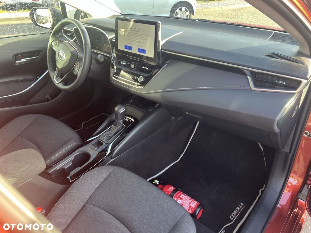 Toyota Corolla 1.8 Hybrid Style - 18