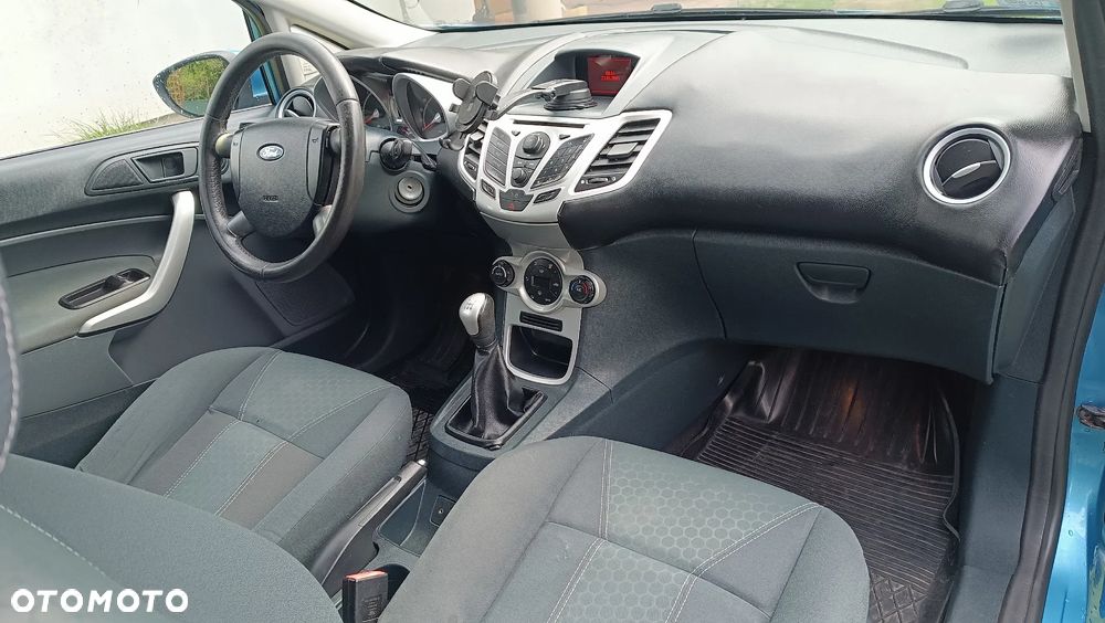 Ford Fiesta - 4