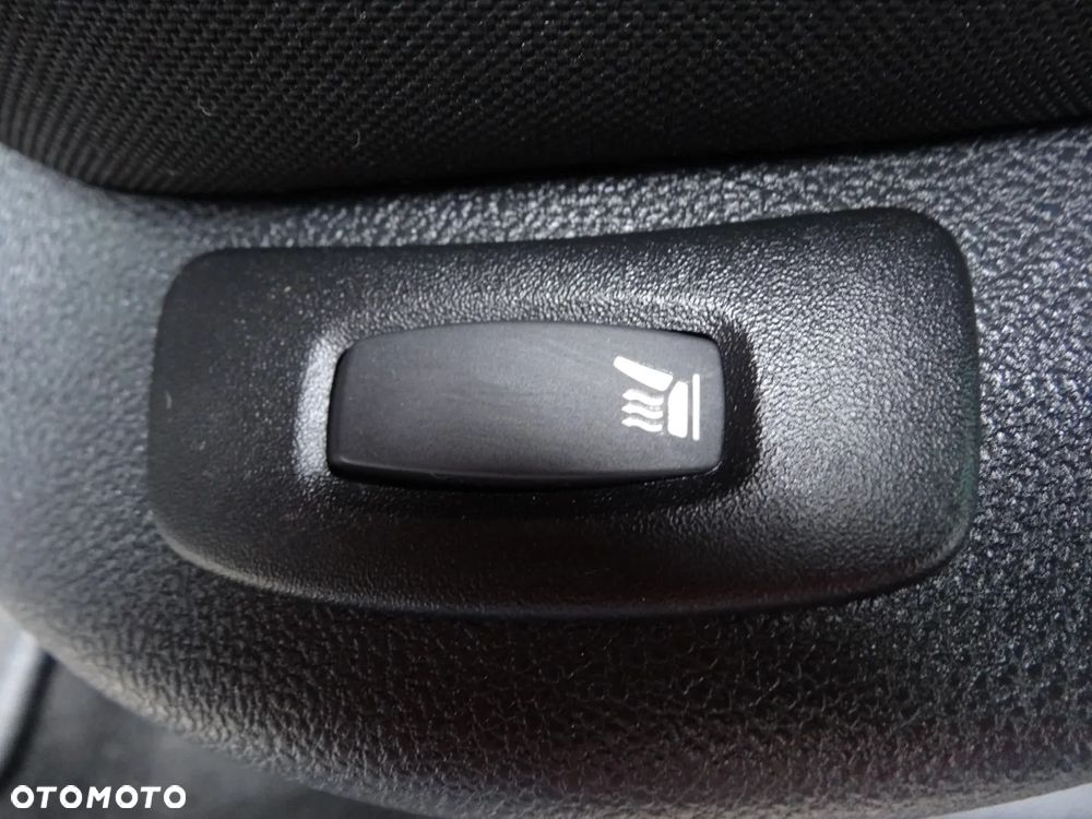 Renault Clio 0.9 TCe Limited - 31