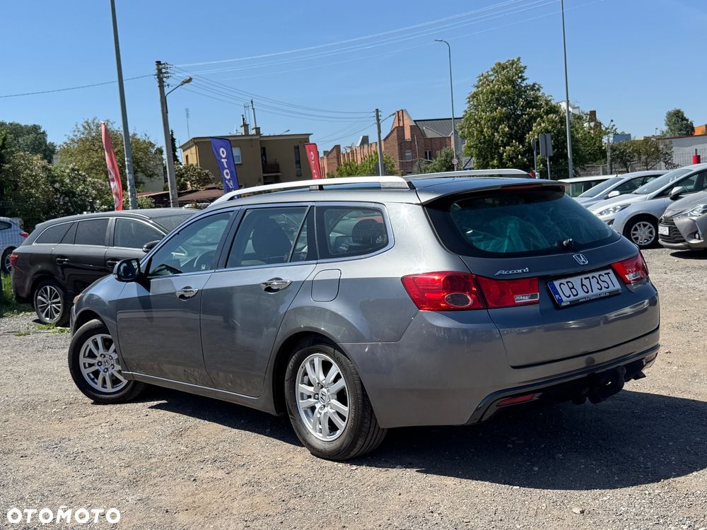 Honda Accord 2.2d Executive - 12