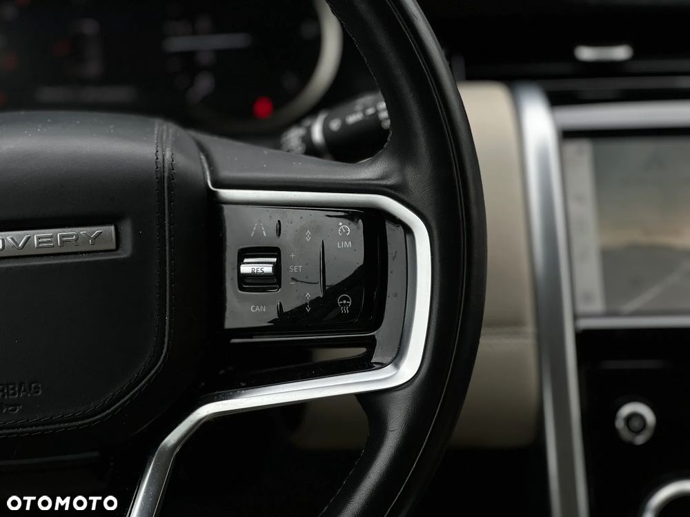 Land Rover Discovery Sport - 20