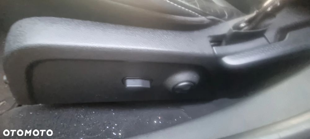 Fiat Freemont 2.0 Multijet Lounge AWD - 23