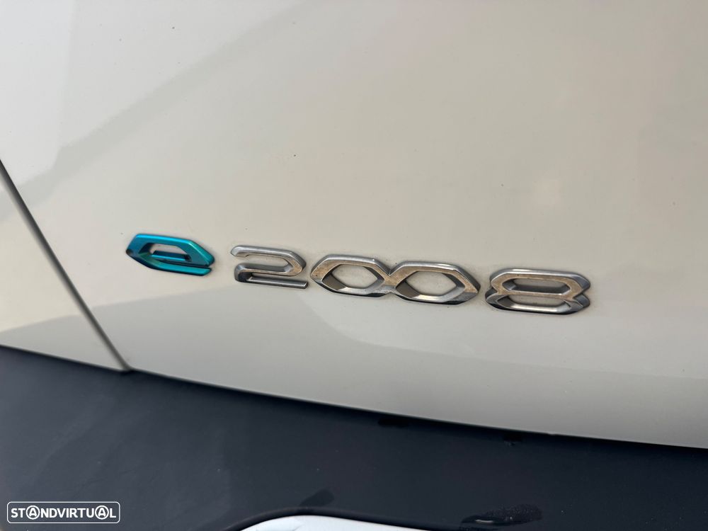 Peugeot e-2008 50 kWh Allure Pack - 10