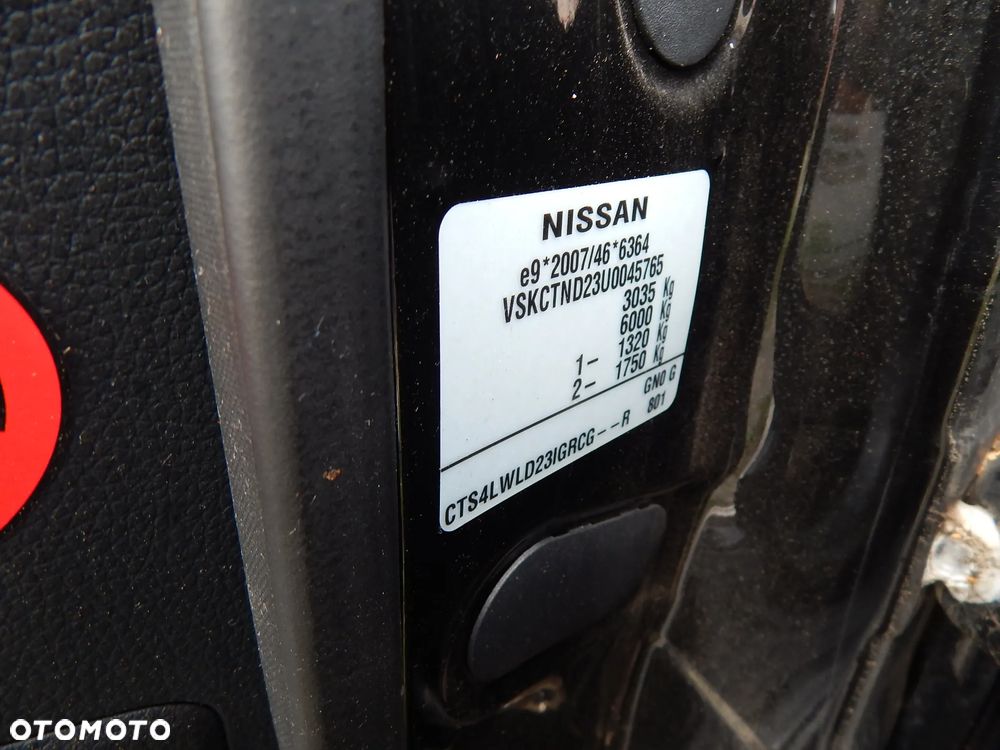 Nissan Navara - 26