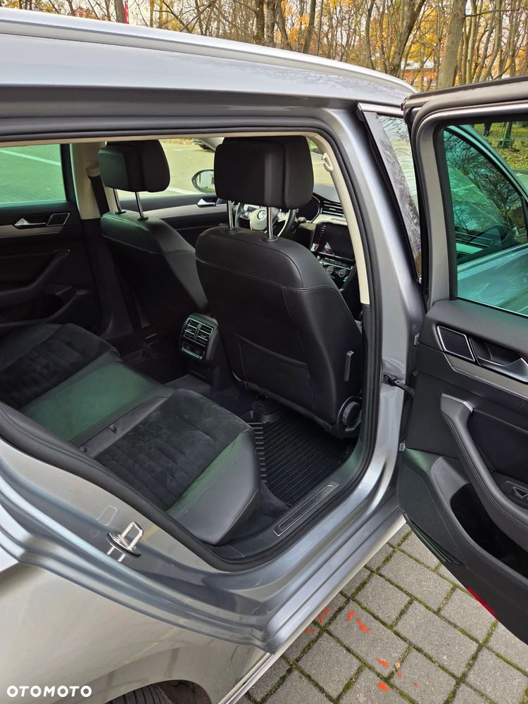 Volkswagen Passat 1.8 TSI BMT Highline DSG - 29