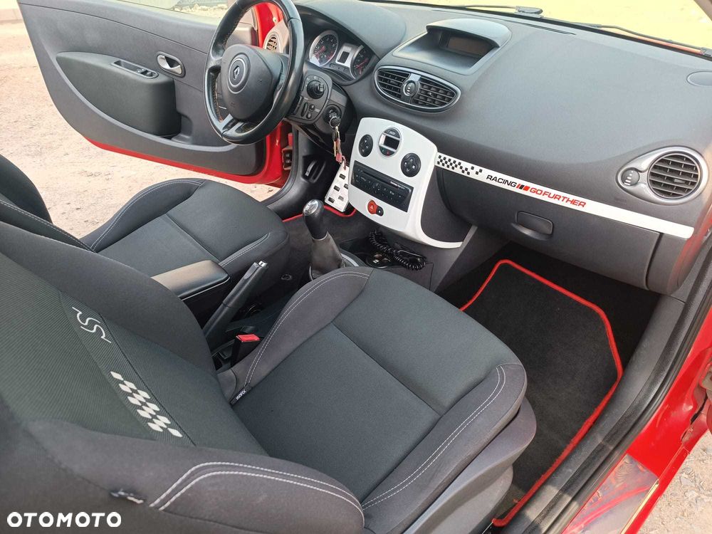 Renault Clio - 6