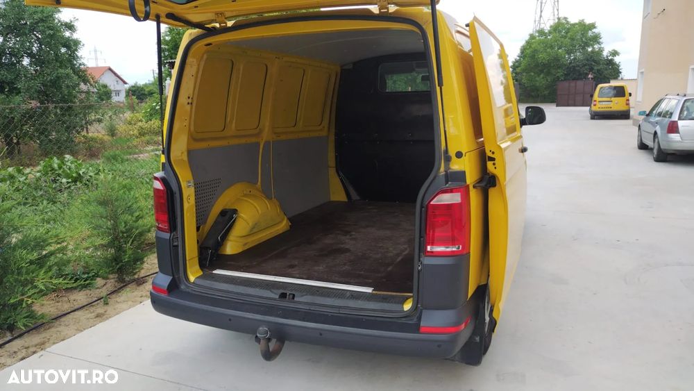 Volkswagen Transporter - 12