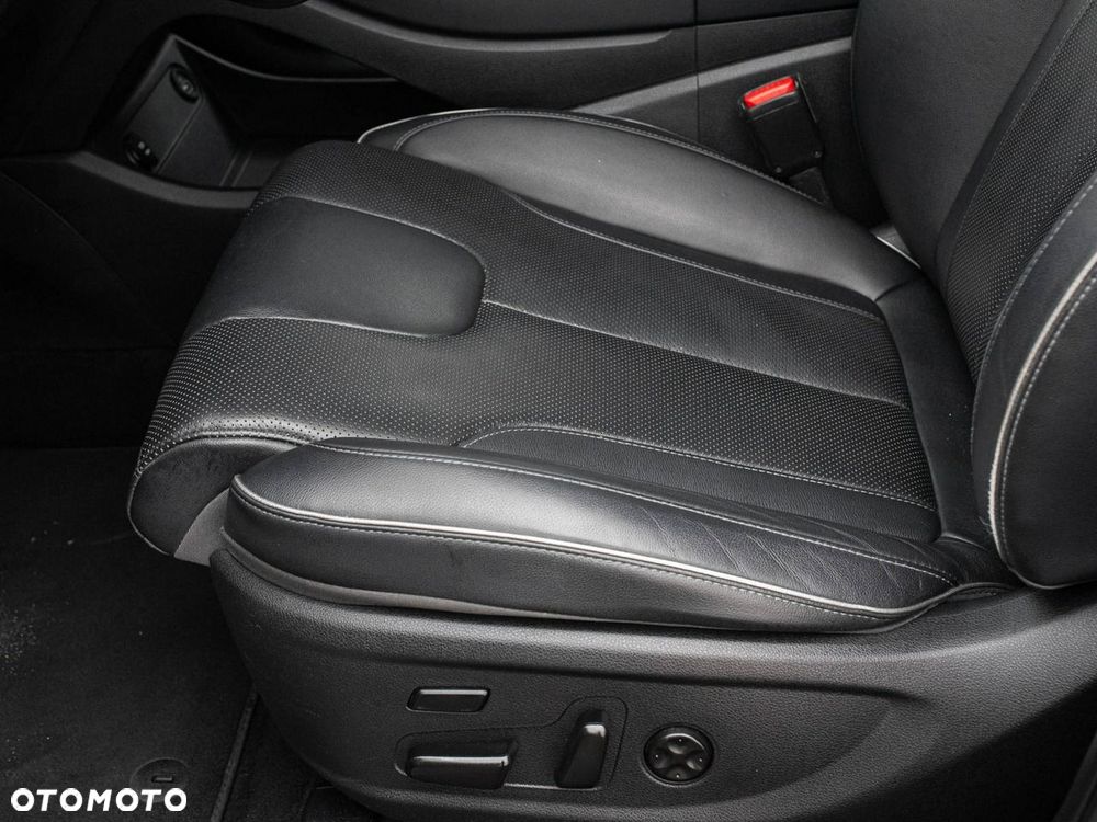Hyundai Santa Fe - 11