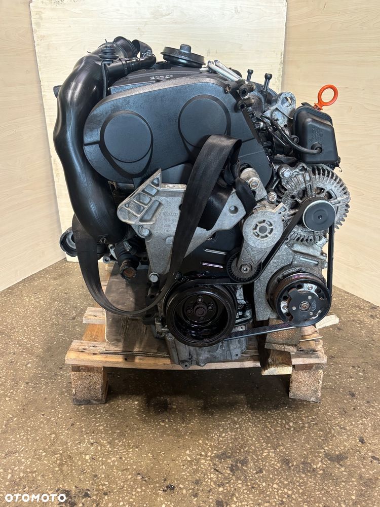 VW Passat B6 silnik 2.0 Diesel 140KM BKP kompletny film video - 1