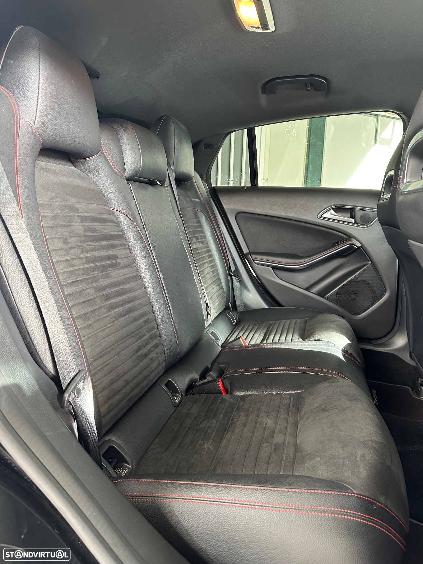 Mercedes-Benz CLA 200 d Shooting Brake AMG Line Aut. - 17