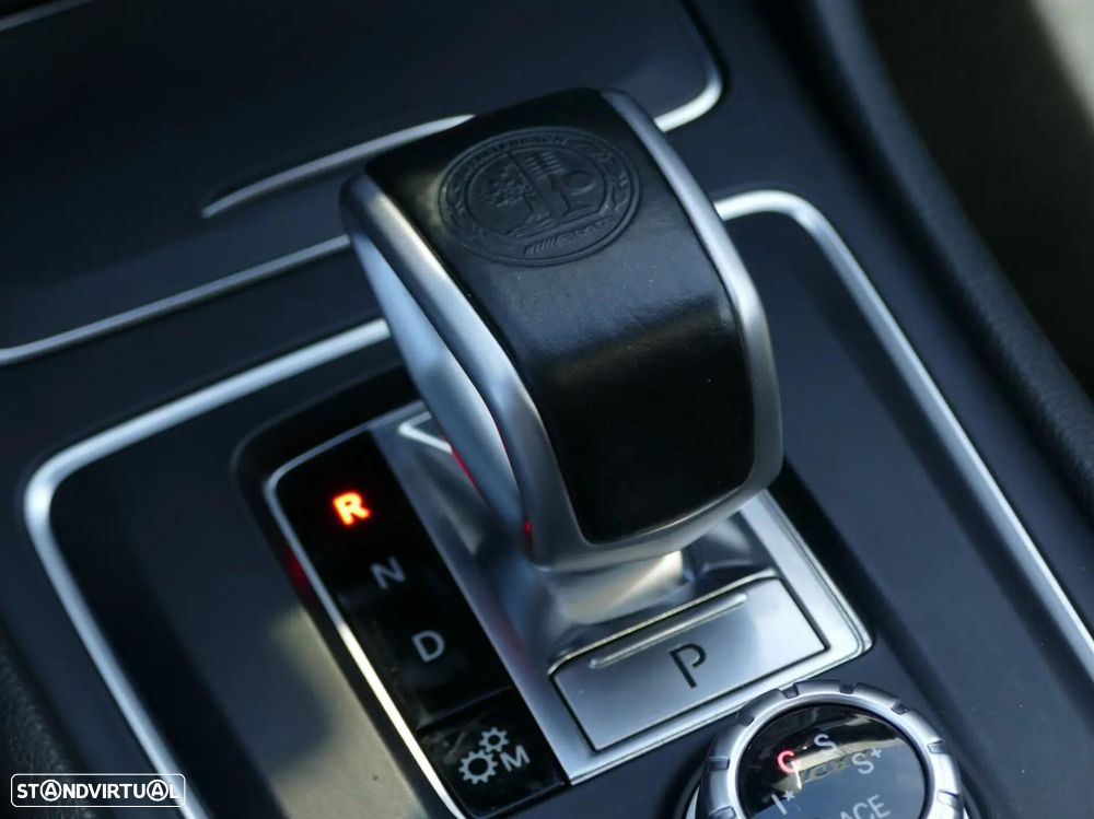 Mercedes-Benz CLA 45 AMG Shooting Brake 4-Matic - 28