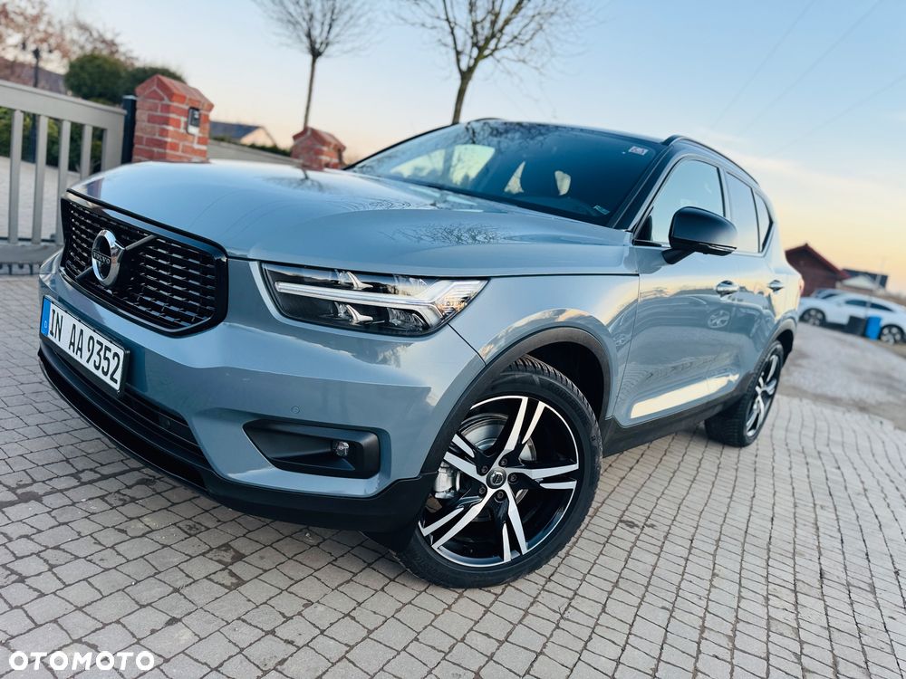 Volvo XC 40 D4 AWD Geartronic R-Design - 36
