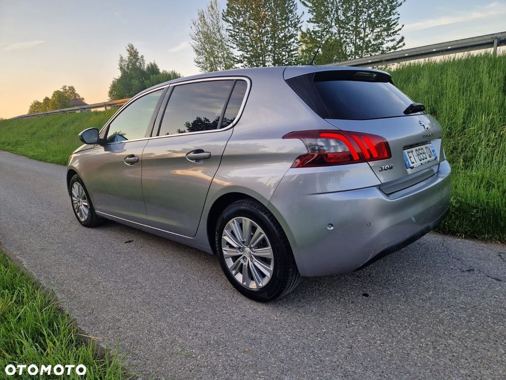 Peugeot 308 - 6