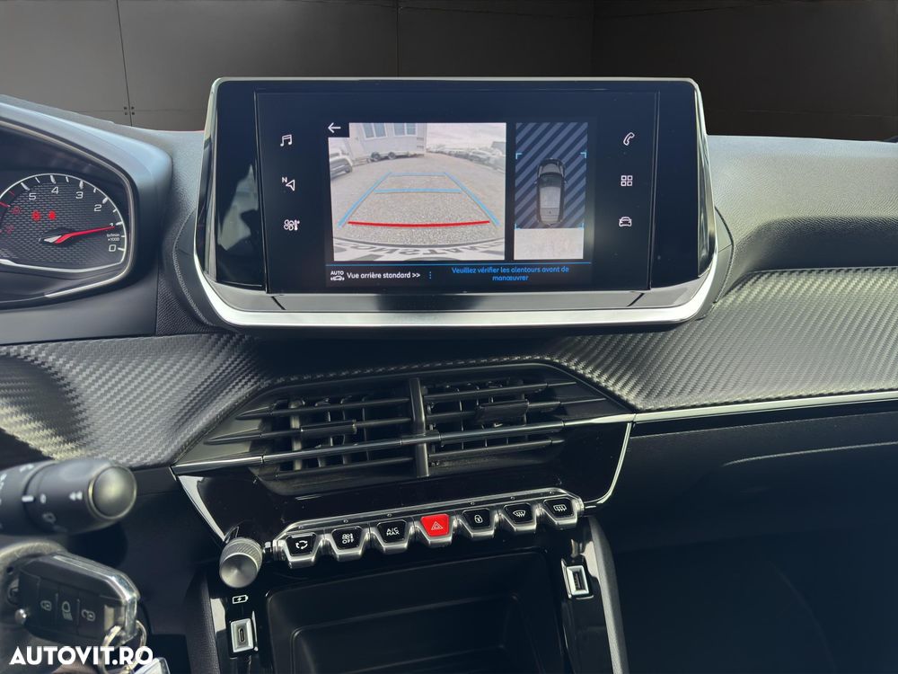 Peugeot 208 PureTech 100 Business - 12
