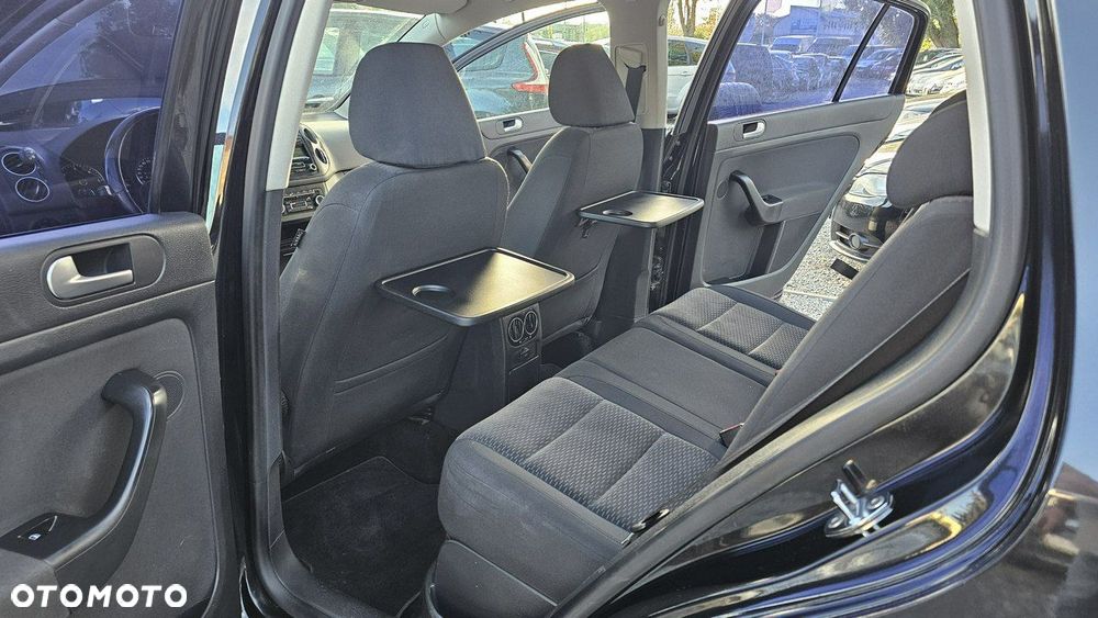 Volkswagen Golf Plus - 22