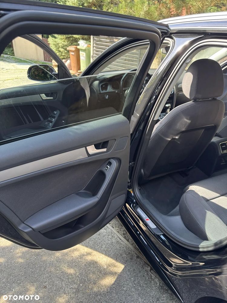 Audi A4 Avant - 22