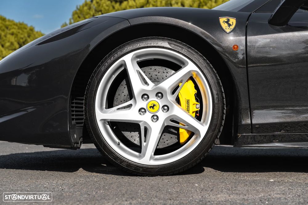 Ferrari 458 Spider - 10